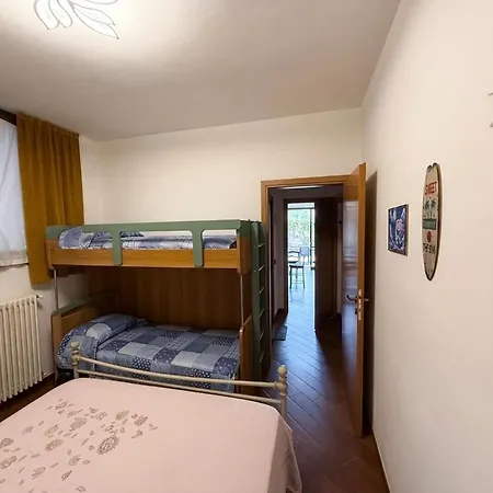 Apartman Center With View & Garden